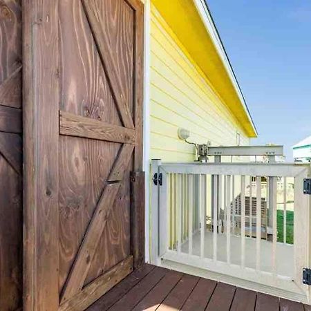 Beach House With Ocean View Surfside Beach Buitenkant foto