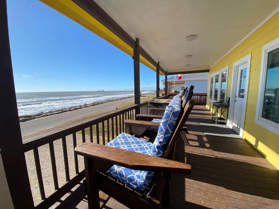 Beach House With Ocean View Surfside Beach Buitenkant foto